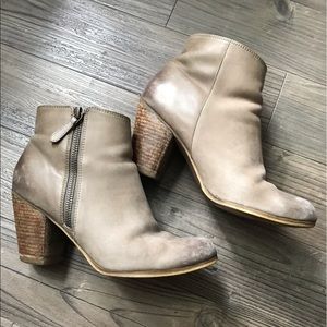 Nordstrom Tan Leather Ankle Booties (7M)